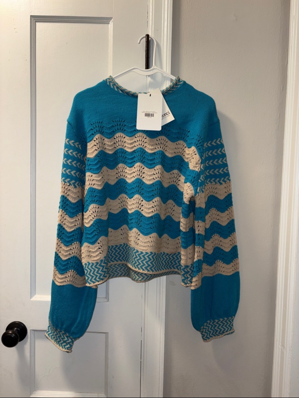 Wave-Stripe Scoop Neck Sweater in Teal and Cream